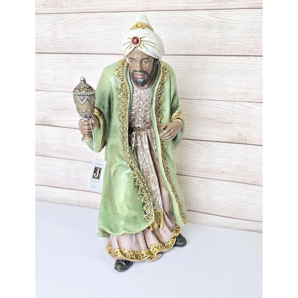Joseph's Studio by Roman - 17.5" King Nativity Standing Figurine - Picture 1 of 7